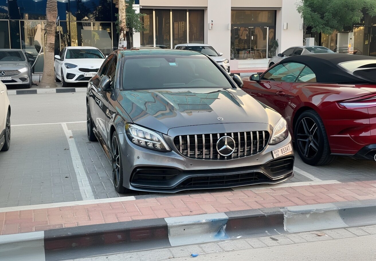 Mercedes C级 2025 照片 1