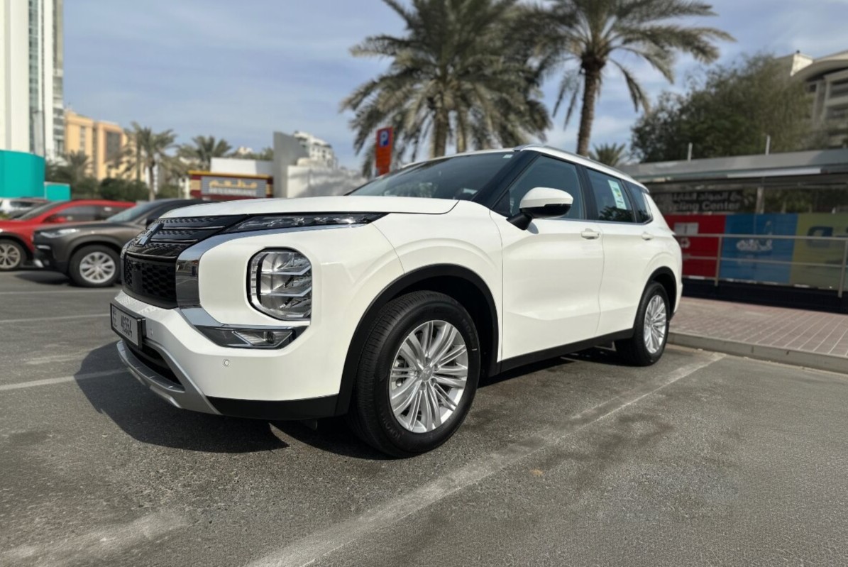 Mitsubishi Outlander 2025 photo 2