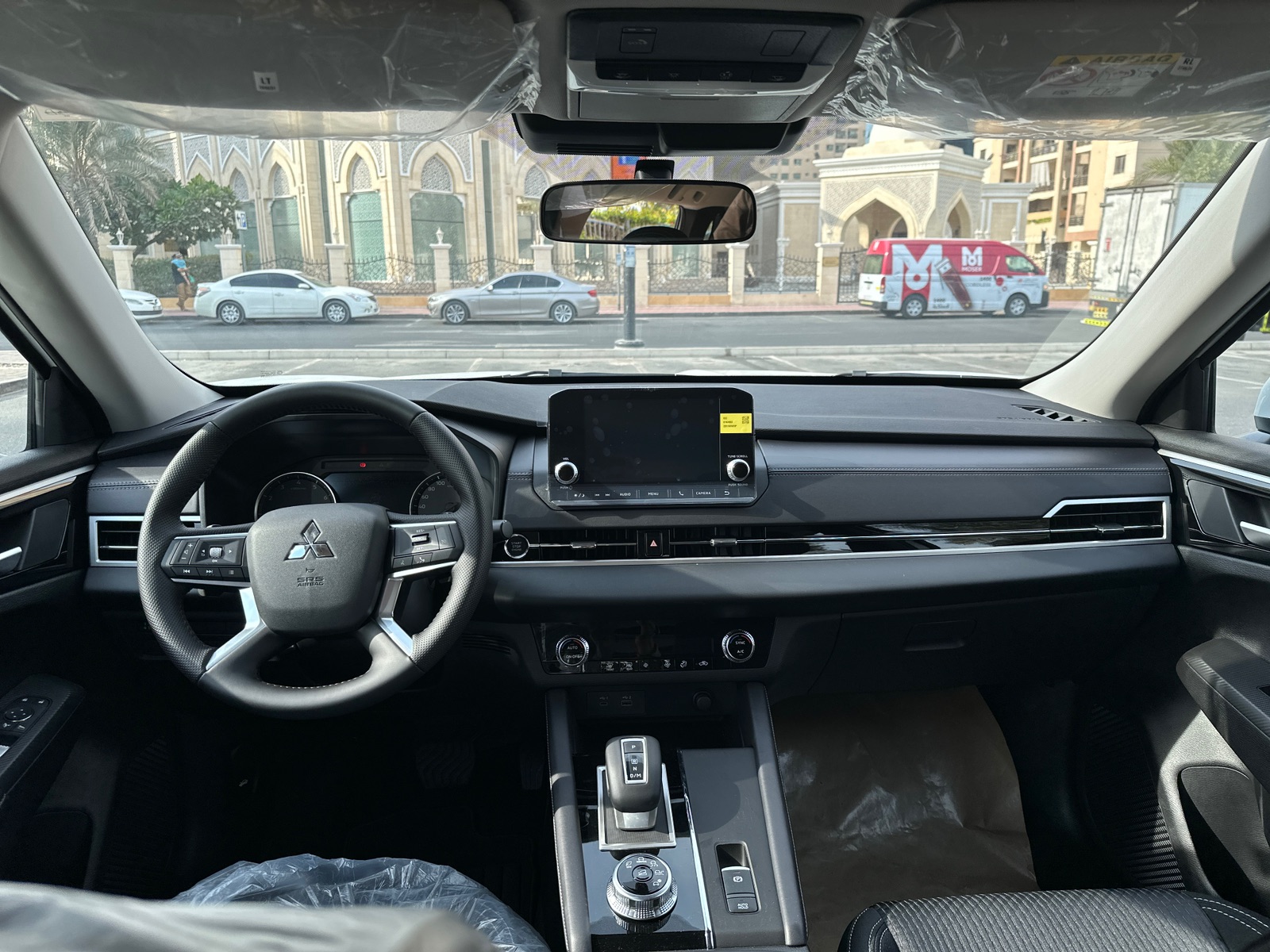 Mitsubishi Outlander 2025 photo 5