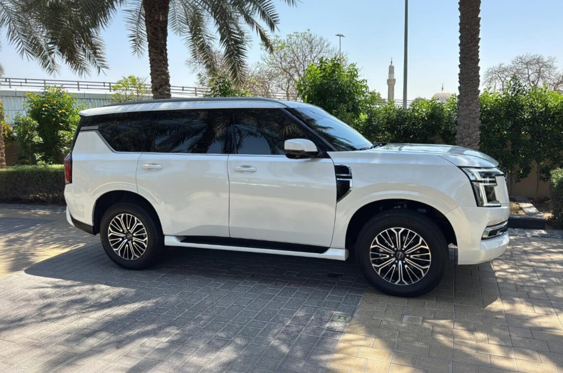 Фото 2: Nissan Patrol 2026