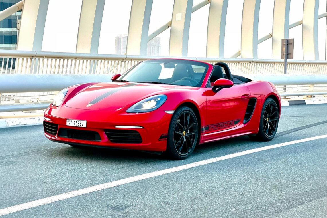 Porsche 718 2024 photo 1