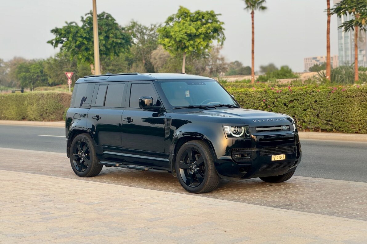 Range Rover Defender 2025