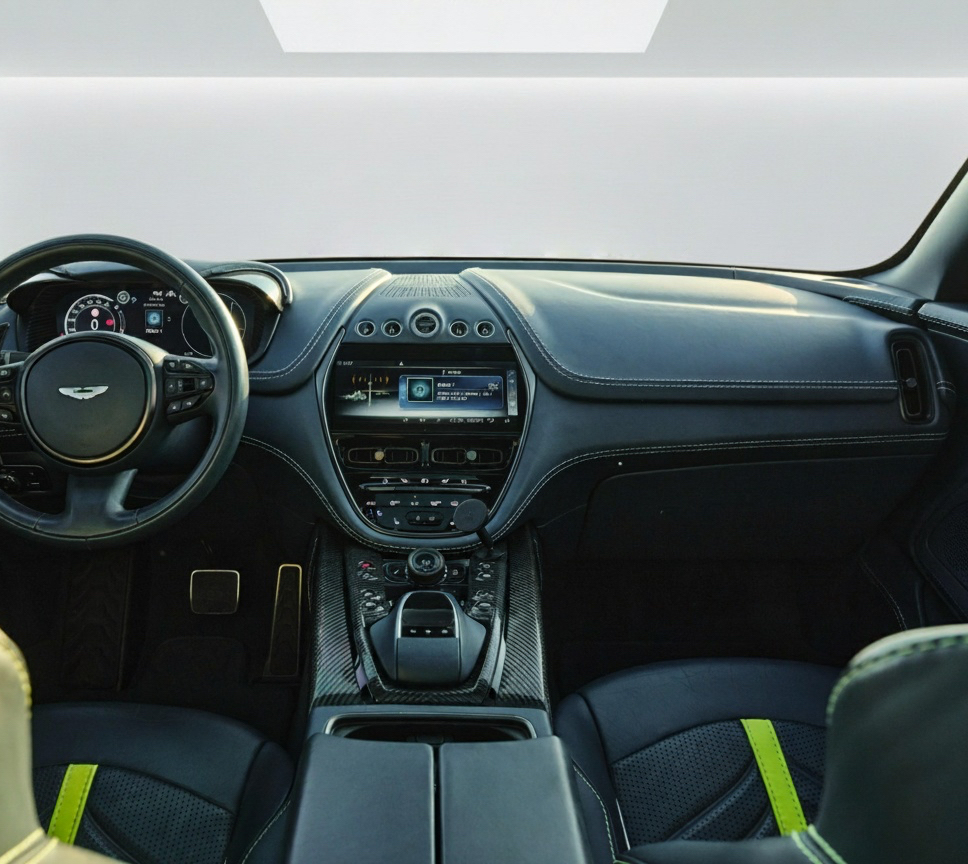 Aston Martin DBX 707 2023 photo 5