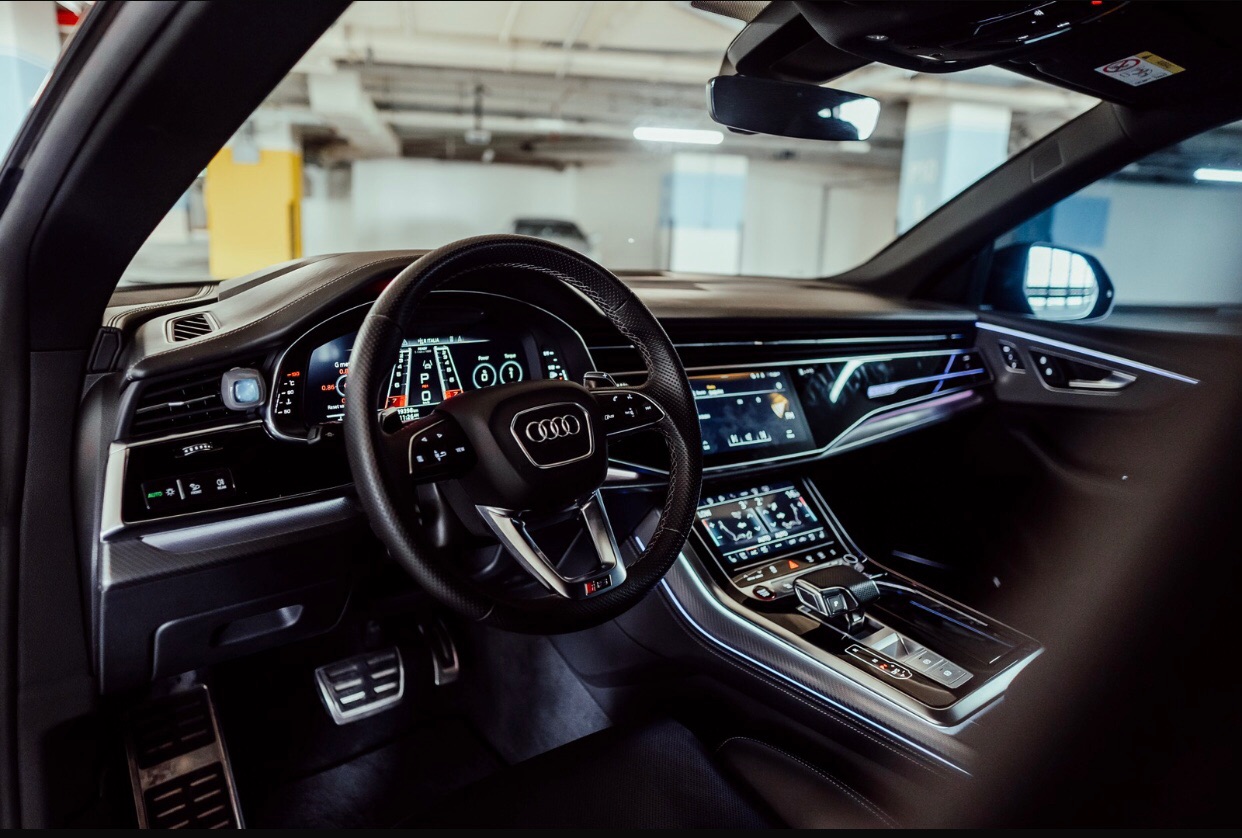 Audi RS Q8 2024 photo 6