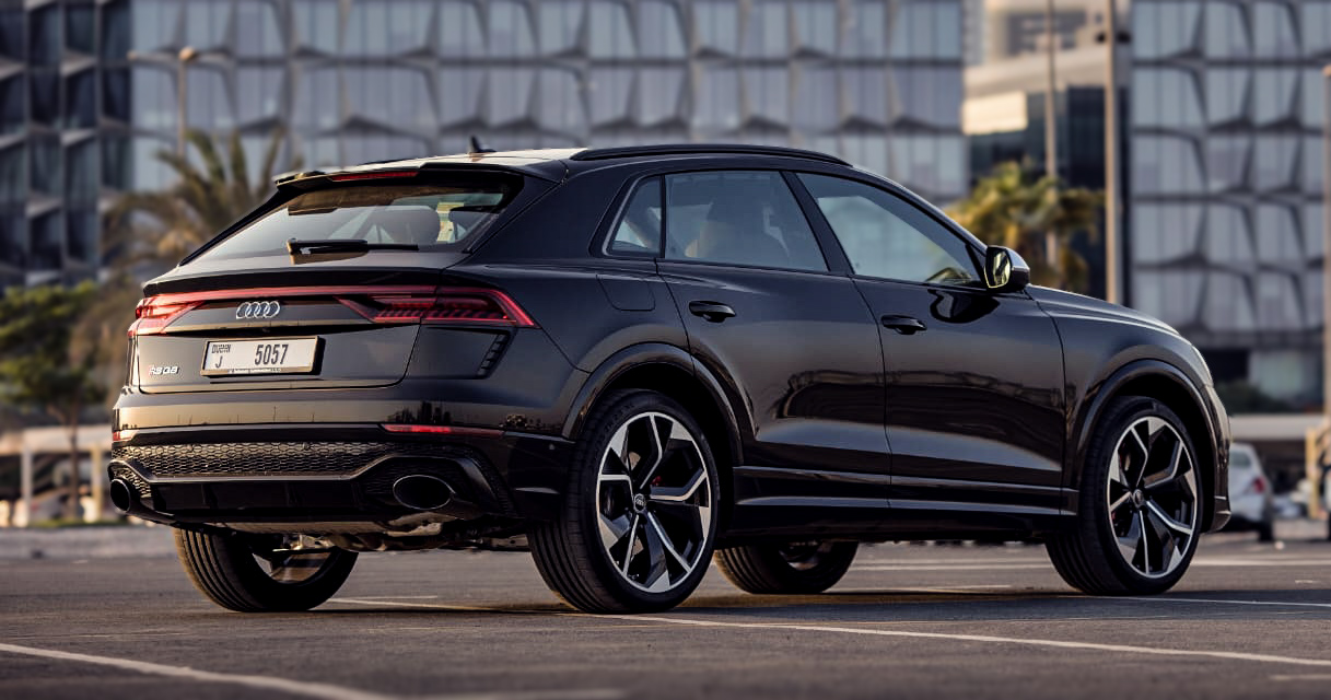 Audi RS Q8 2022 photo 2