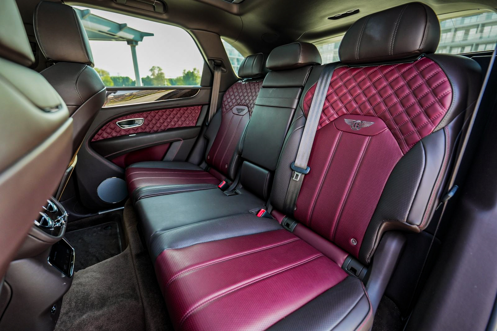 Bentley Bentayga 2022 photo 3