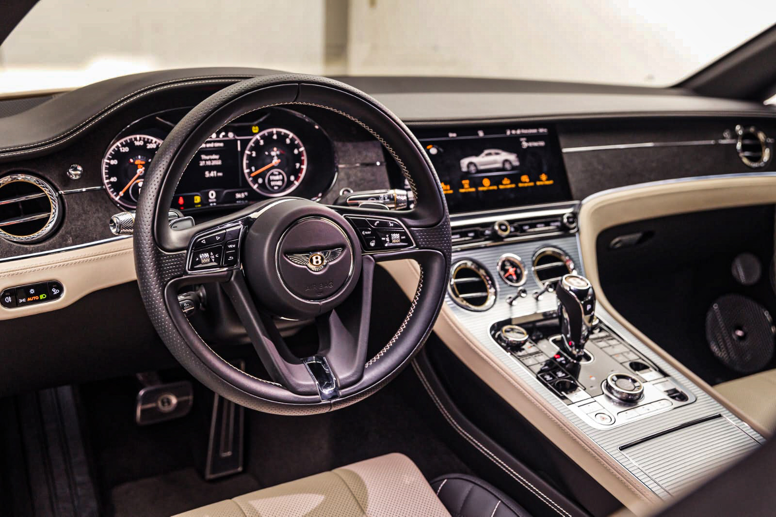 Bentley Continental GT 2023 photo 4