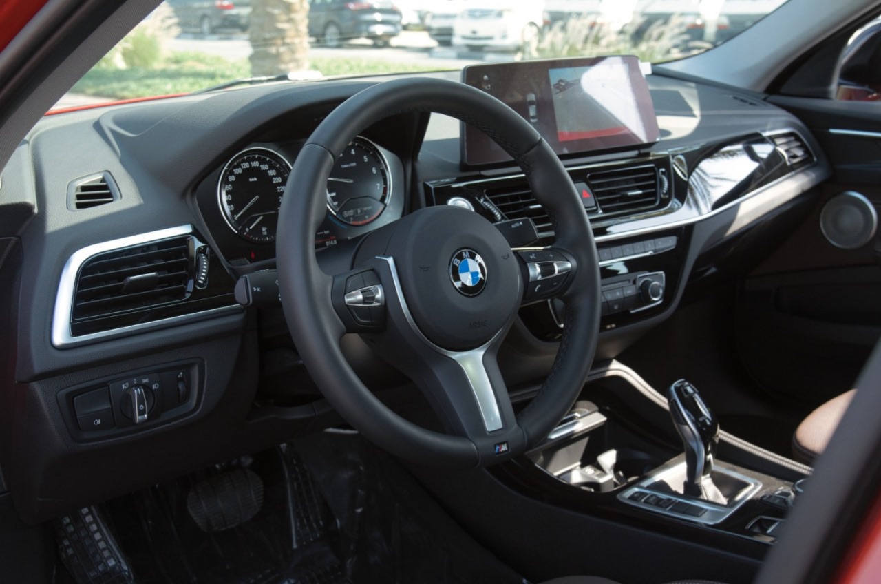 Bmw 1 Series 2024 photo 5