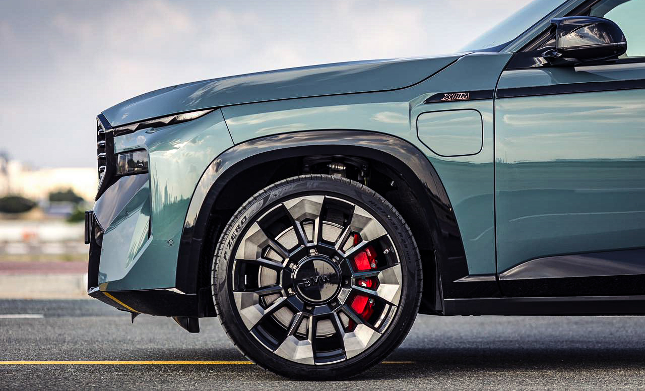 Bmw XM 2023 photo 3