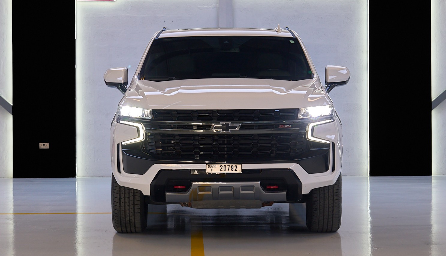 Chevrolet Suburban Z71 2024 photo 2