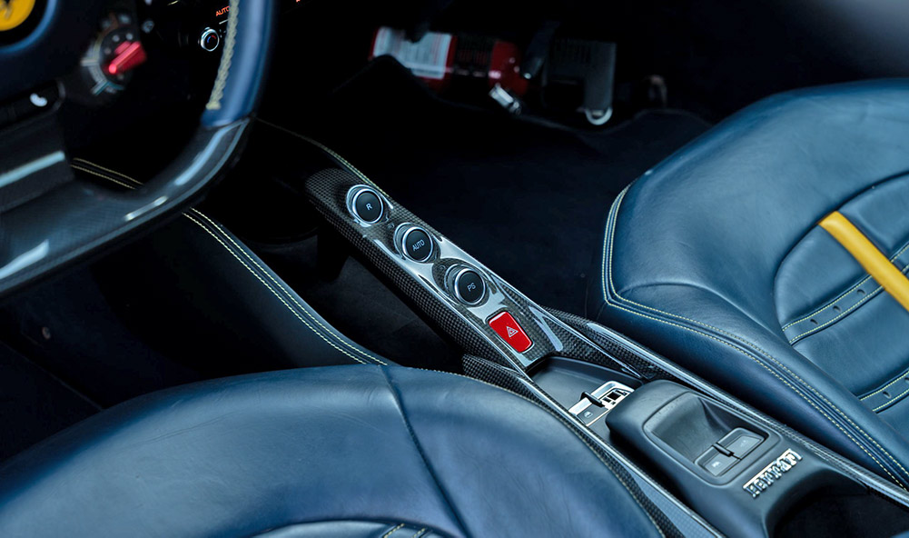 Ferrari F8 Spider 2023 photo 6