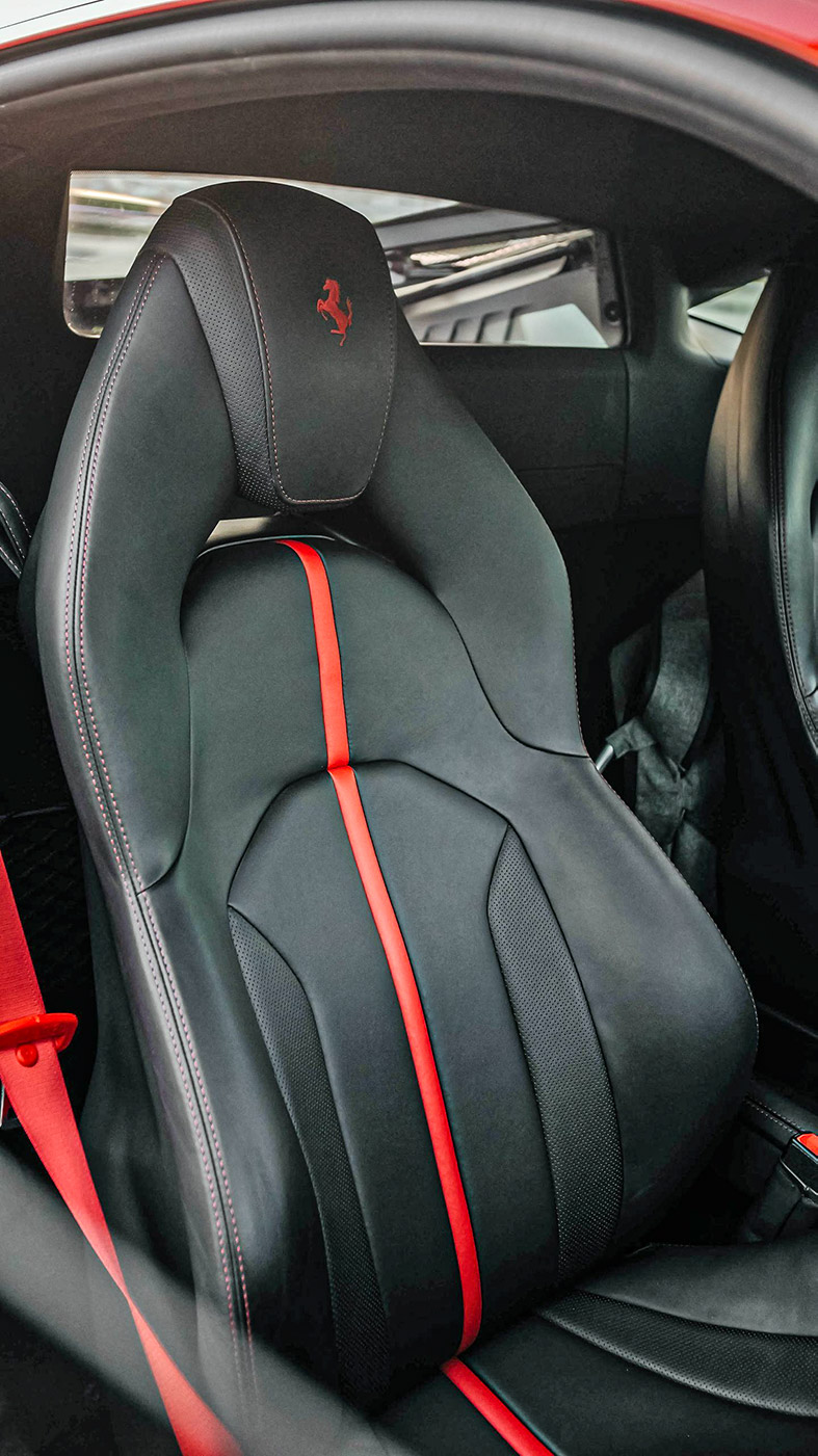 Ferrari F8 Triturbo 2024 photo 7