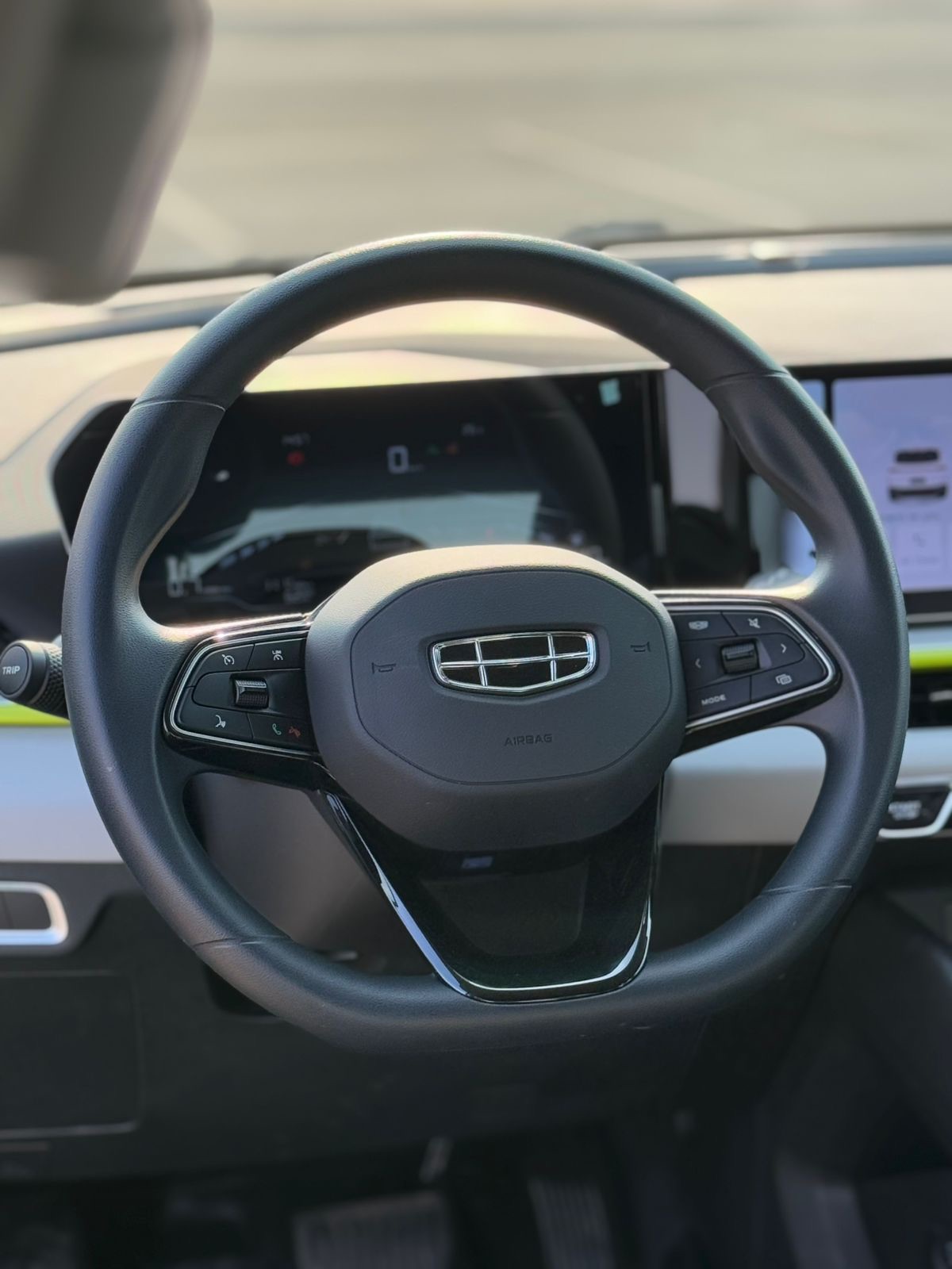 Geely Coolray 2026 photo 8