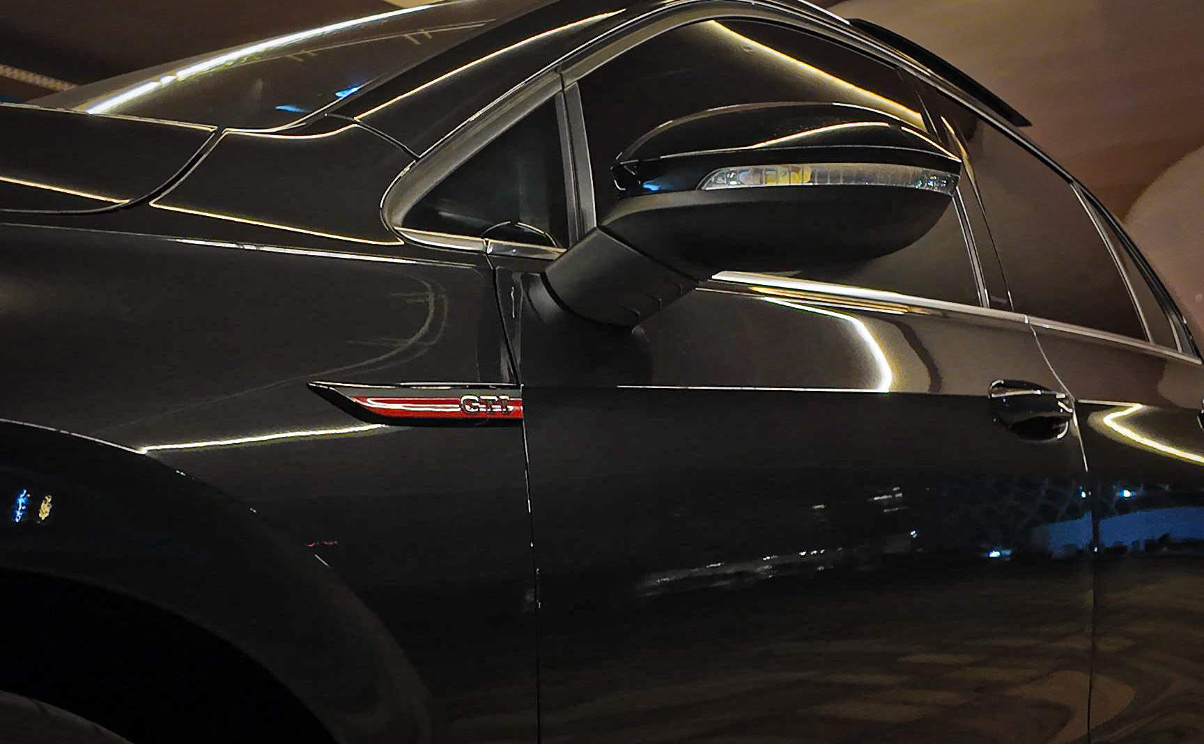 Volkswagen Golf 8 GTI 2023 photo 4