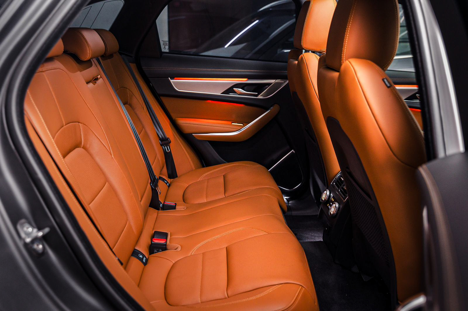 Jaguar F-PACE 2023 photo 5