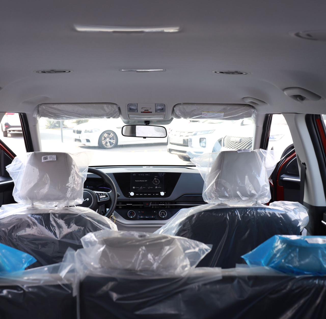 Kia Carens 2025 photo 2