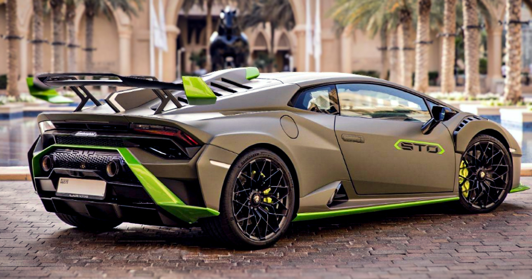Lamborghini Huracan STO 2023