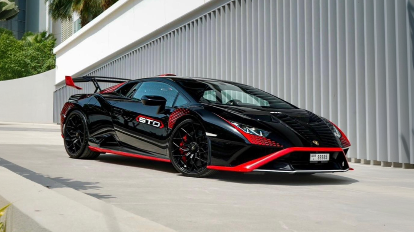 Lamborghini Huracan STO 2024