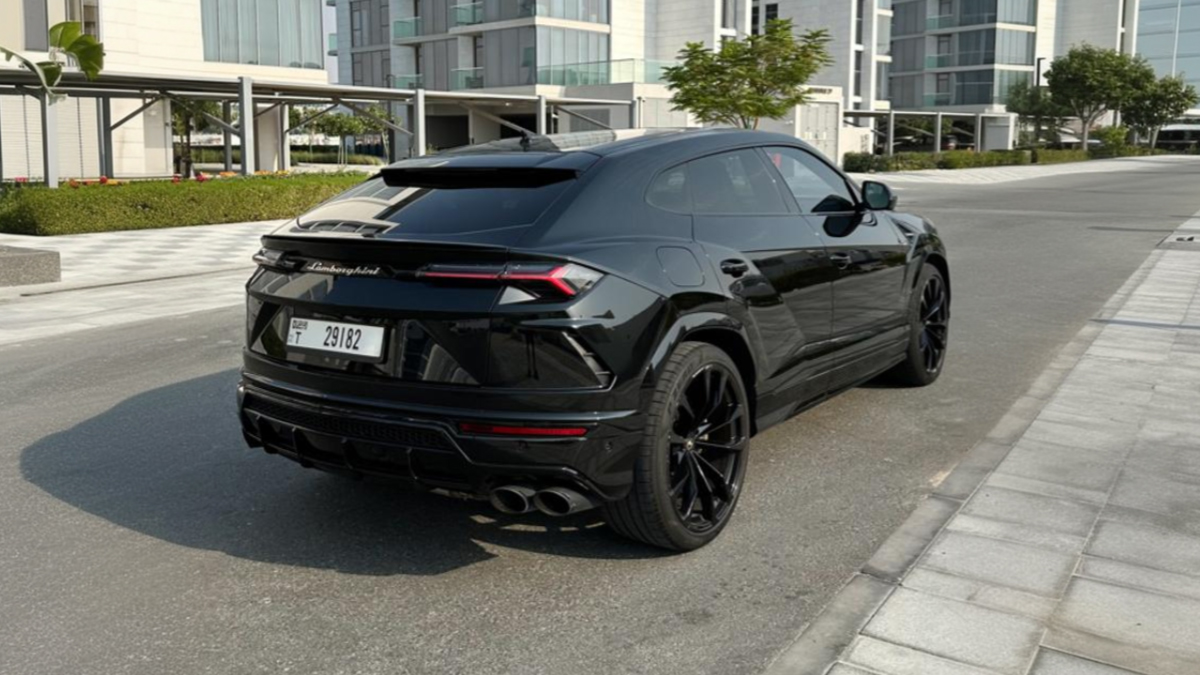 Lamborghini Urus 2023 photo 2