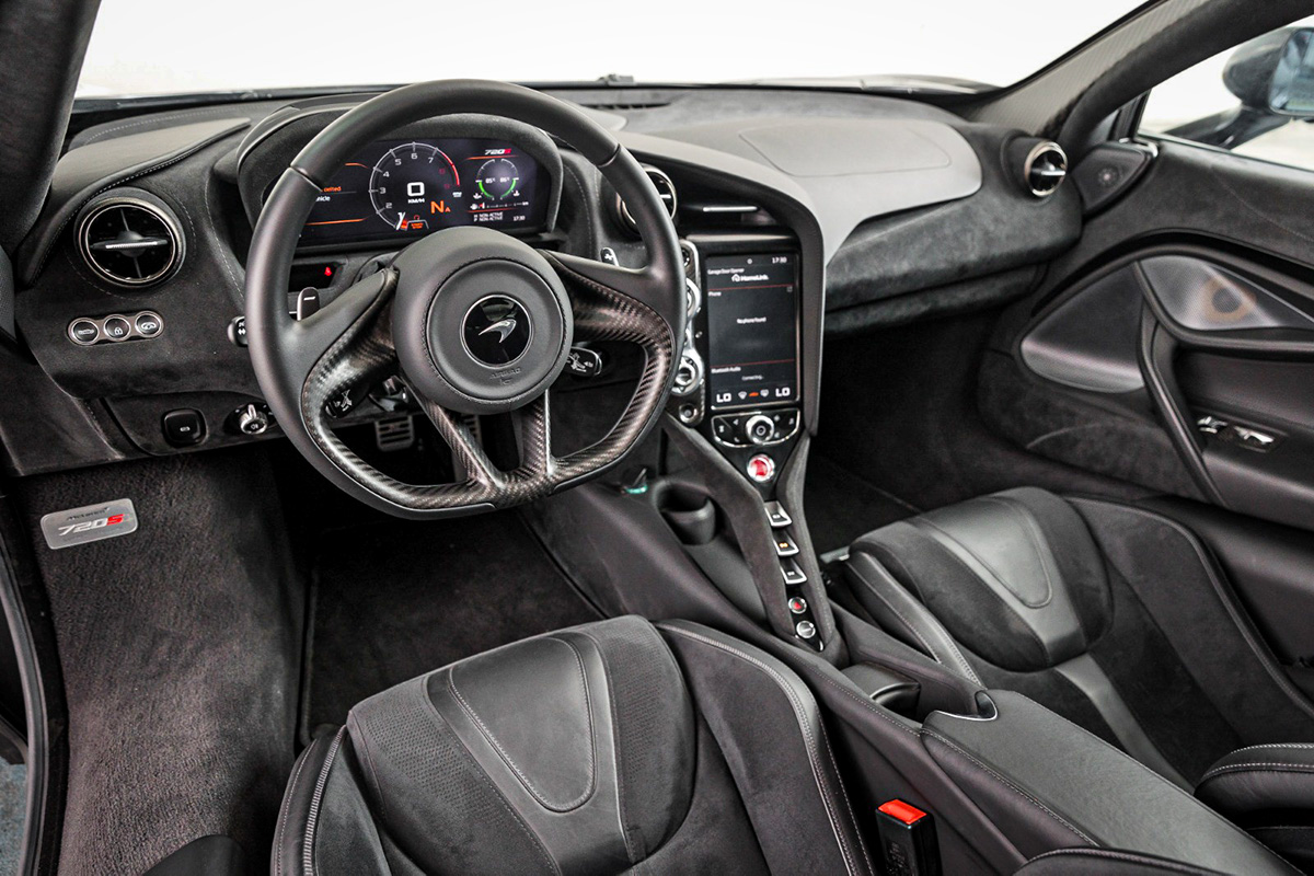 McLaren 720S 2023 photo 4