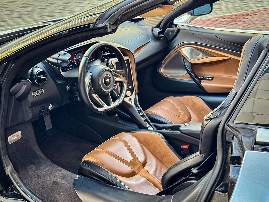 McLaren 750s 2023 photo 4