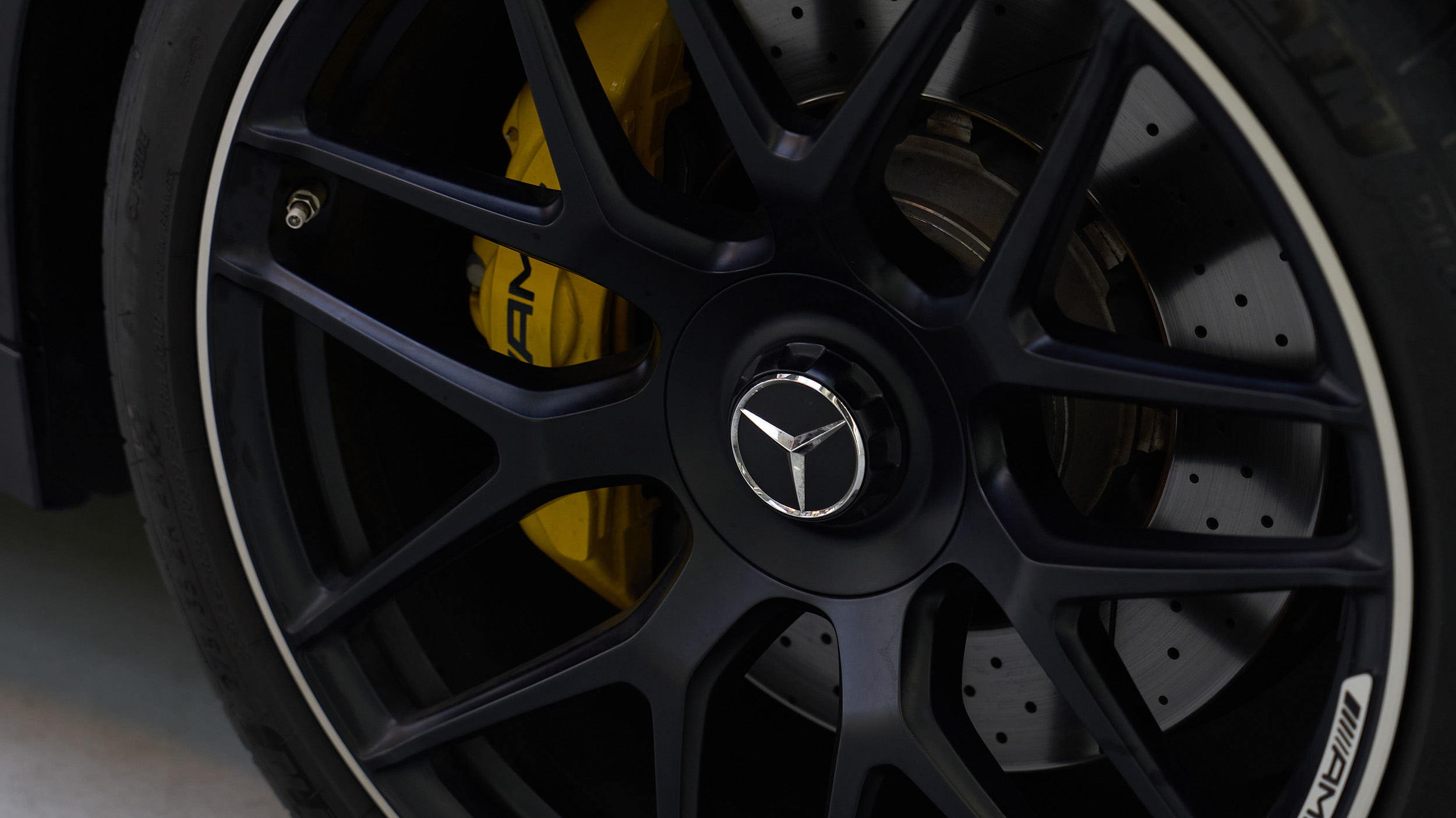 Mercedes AMG GT 2023 photo 6