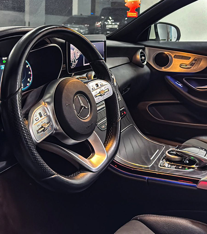 Mercedes C-Class 2023 photo 4