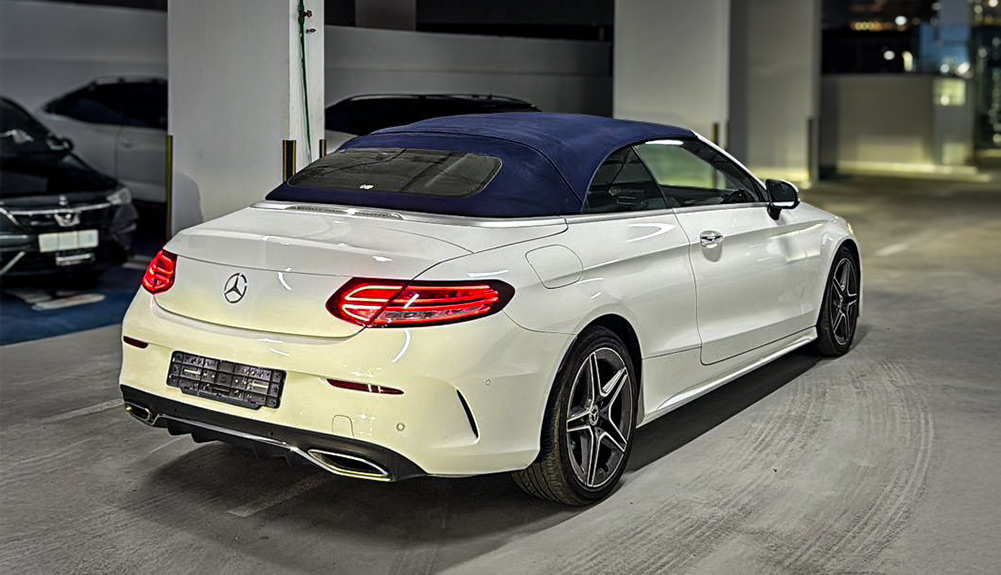 Mercedes C-Class 2023 photo 3