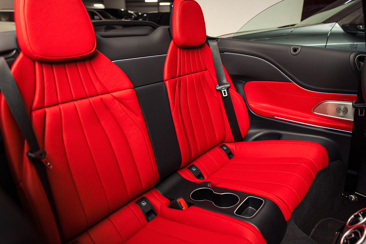 Mercedes C-Class 2025 photo 5