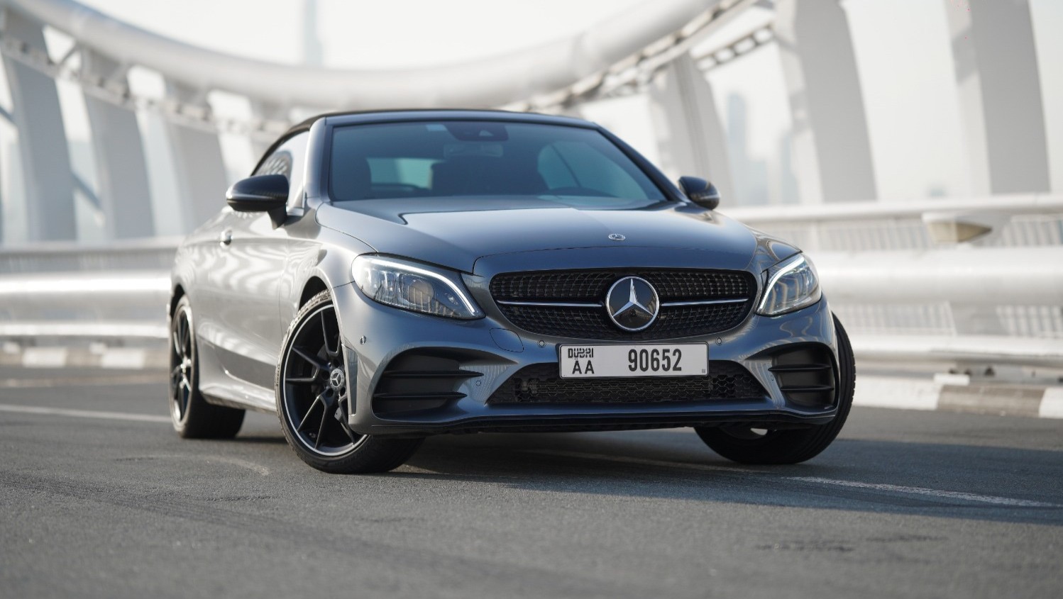 Mercedes C-Class 2023 photo 2