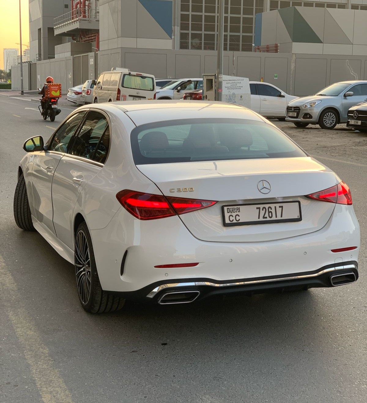 Mercedes C-Class 2023 photo 4