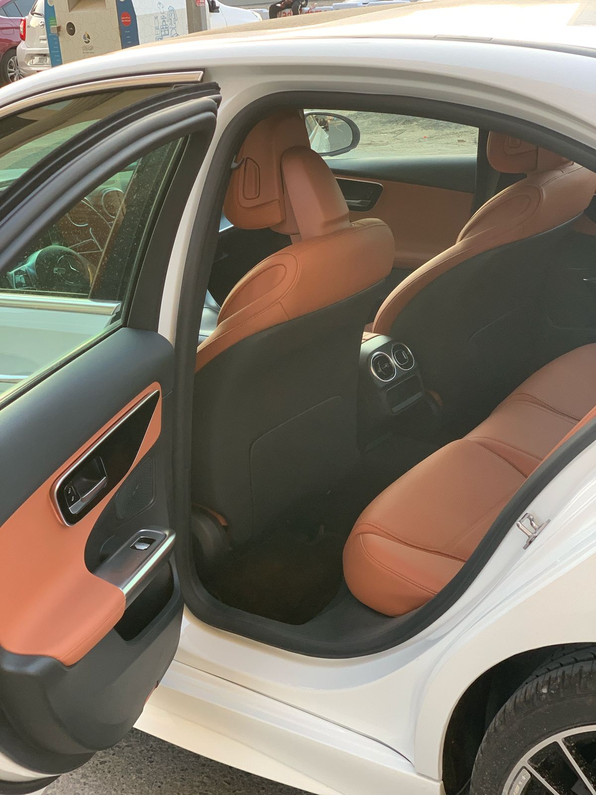 Mercedes C-Class 2023 photo 6