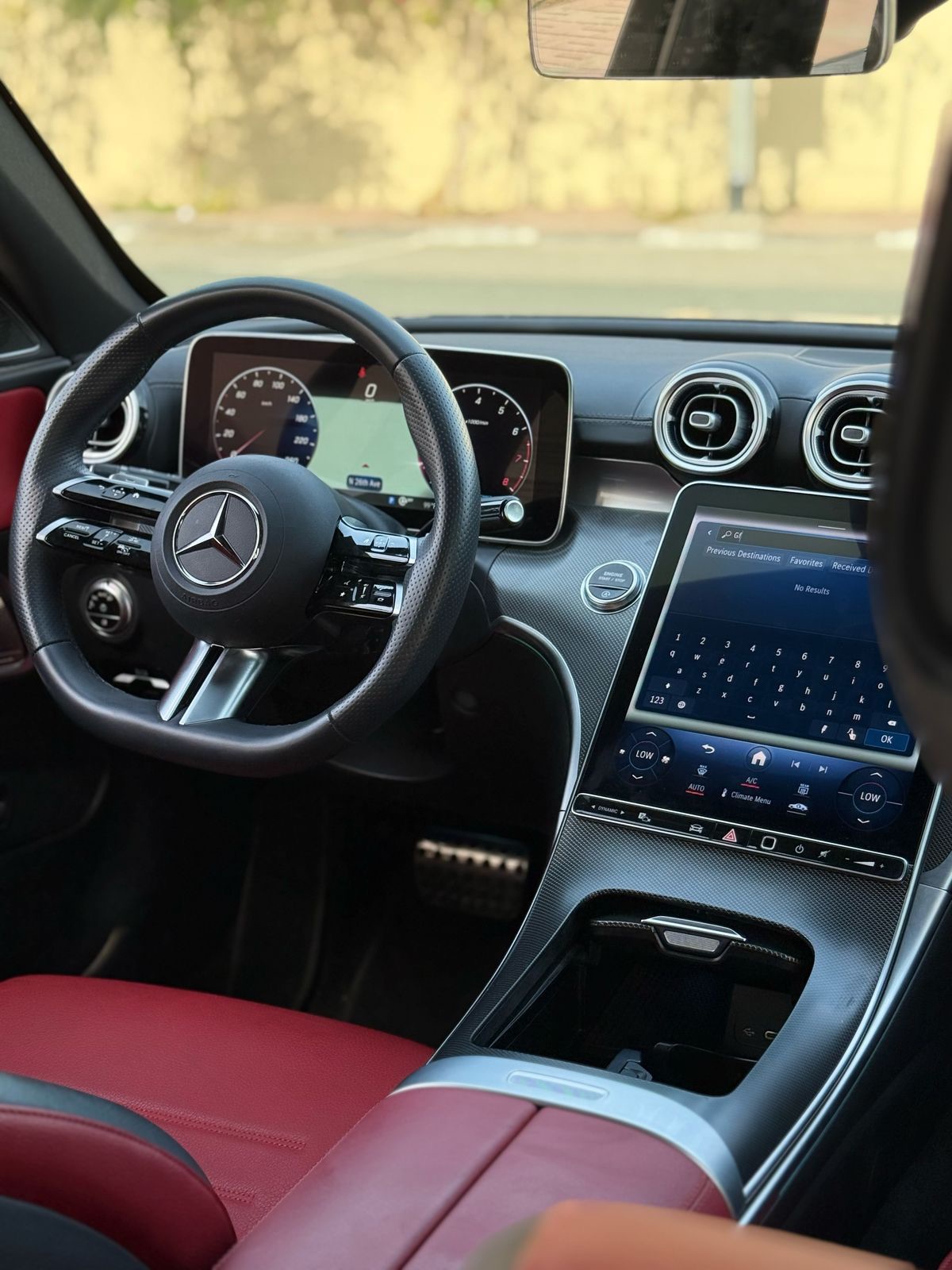 Mercedes C-Class 2025 photo 5