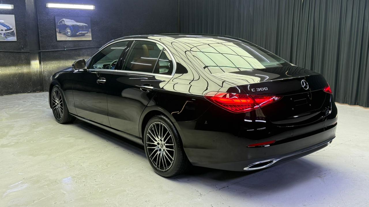 Mercedes C-Class 2025 photo 3