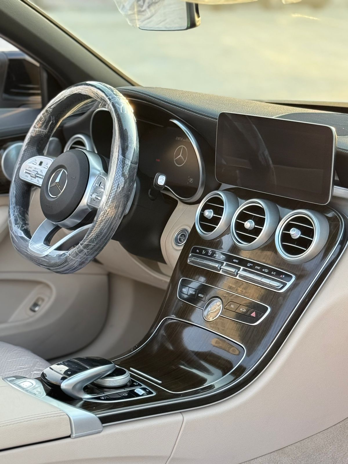 Foto 4 von Mercedes C-Klasse 2025