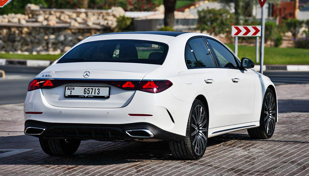 Mercedes E-Class 2024 photo 3