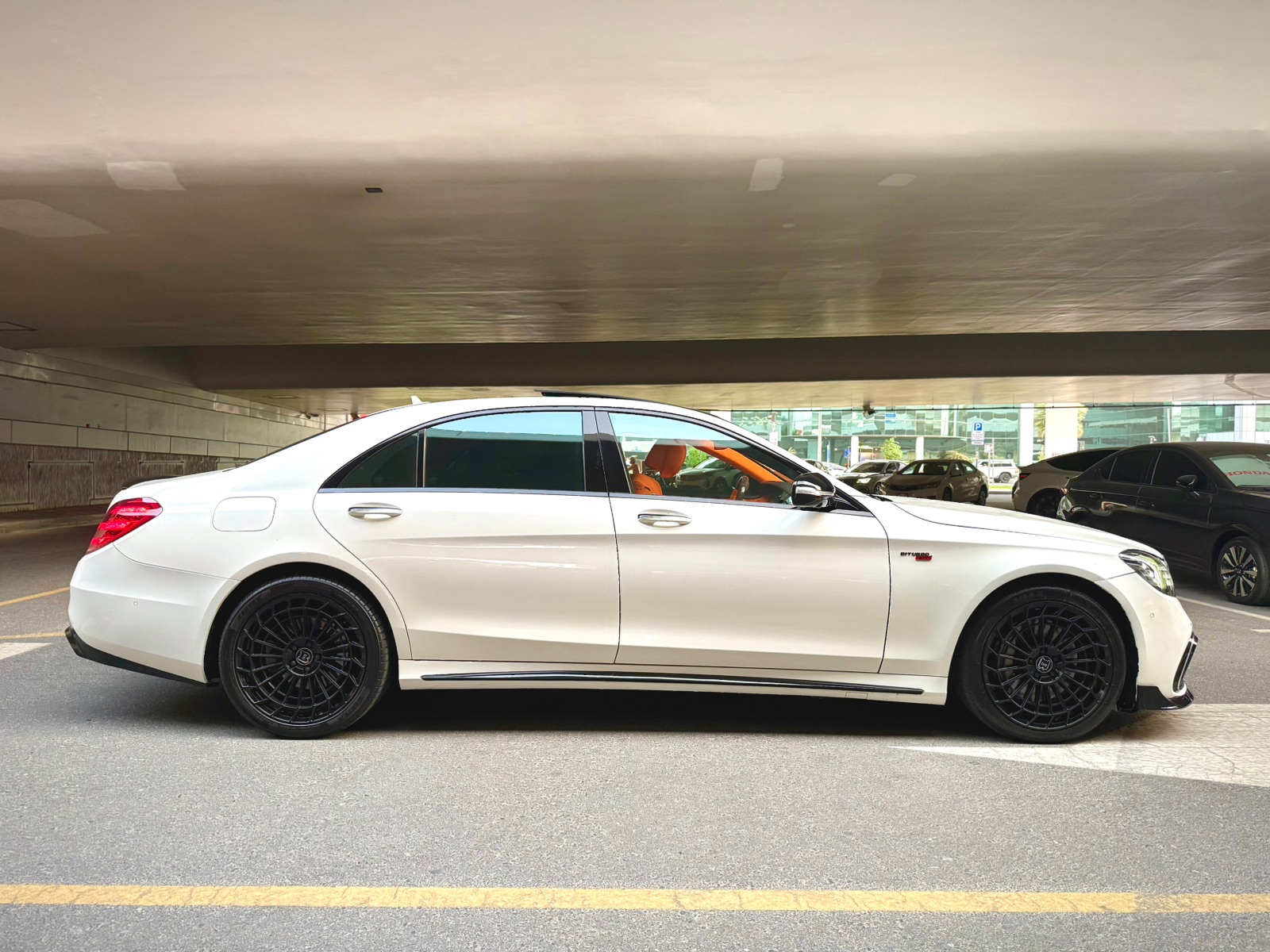 Mercedes S-Class 2024 photo 2