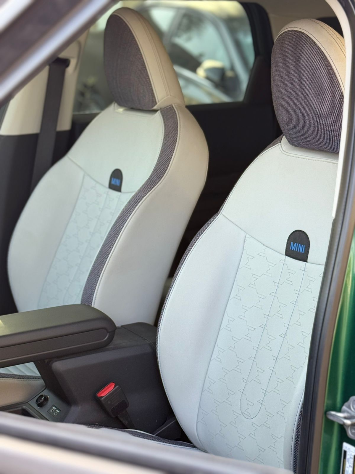 Mini Cooper Countryman S 2024 photo 3