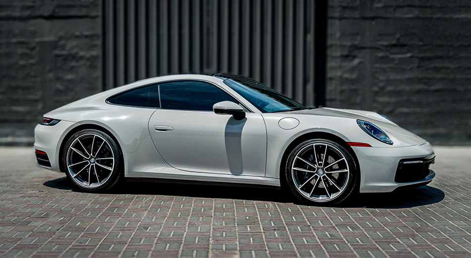 Porsche 911 Carrera 2025