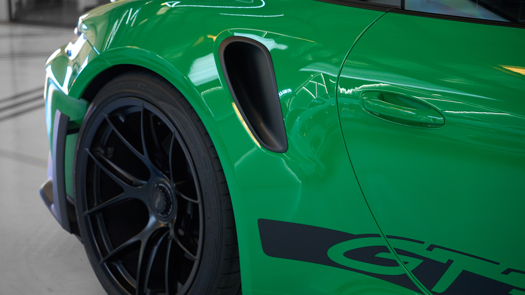 Porsche 911 GT-3 2024 photo 5