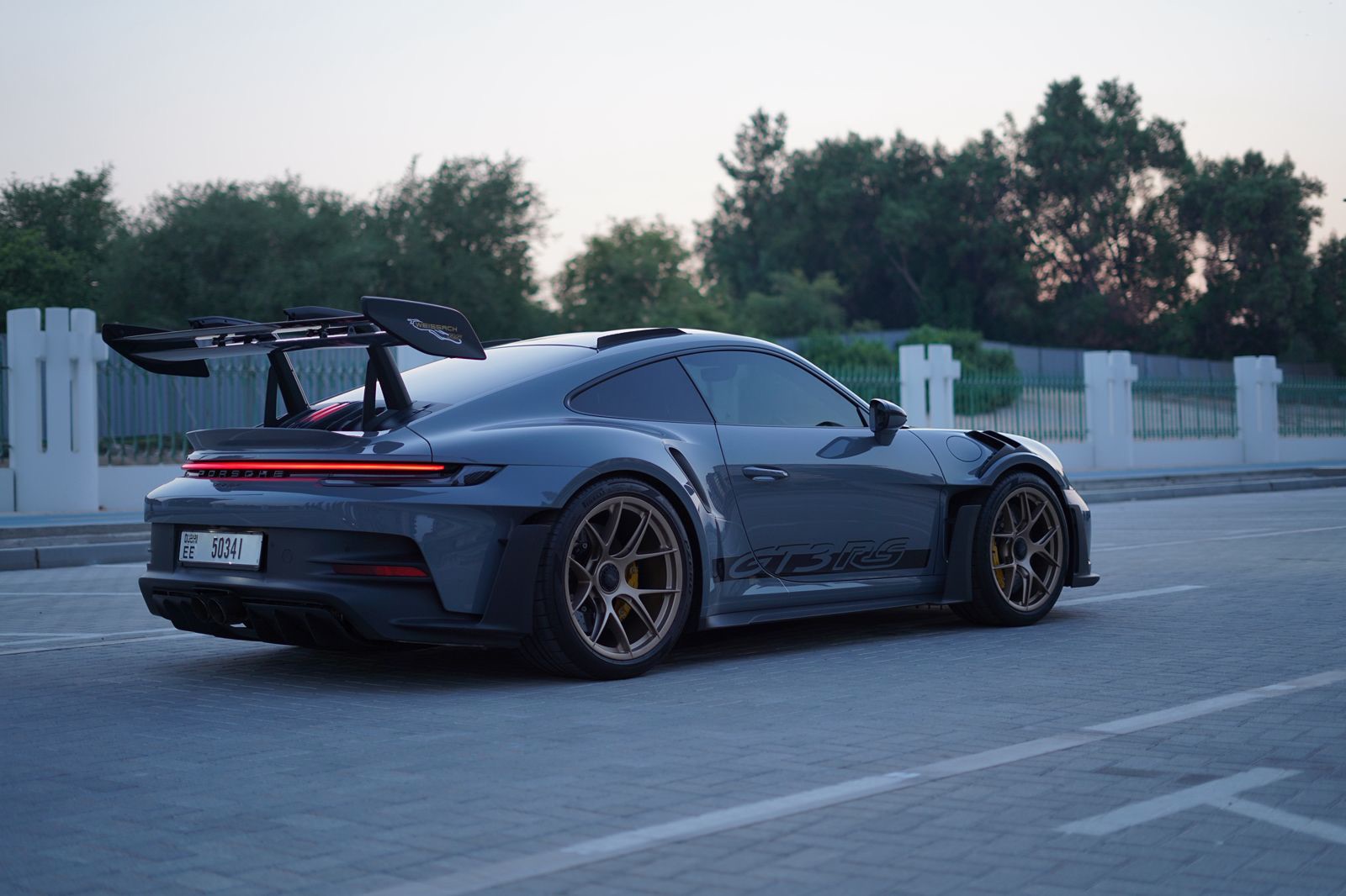 Porsche 911 2024 photo 2