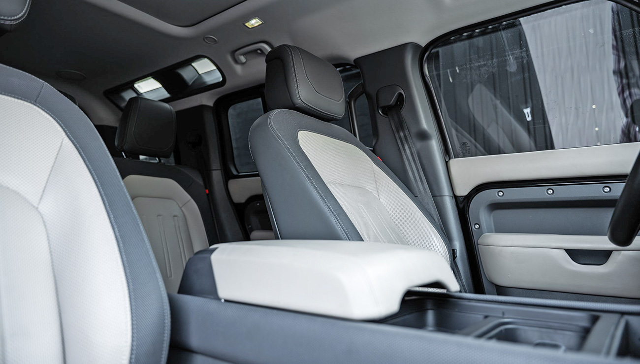 Range Rover Defender 2023 photo 5