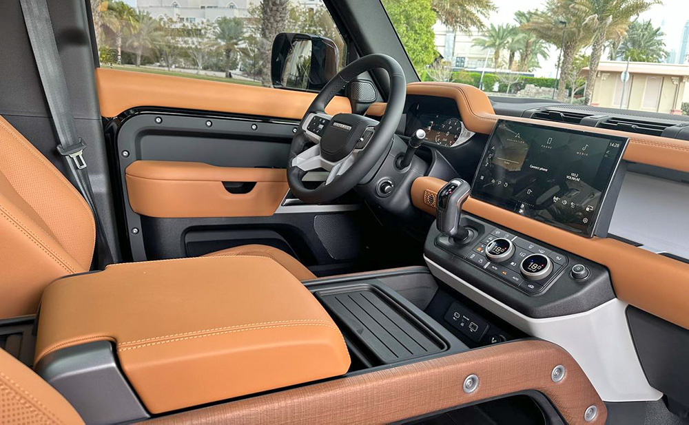 Range Rover Defender 2024 photo 5