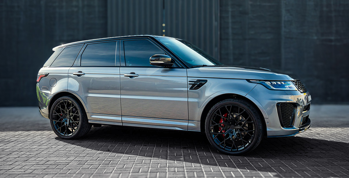 Range Rover SVR 2023 photo 2