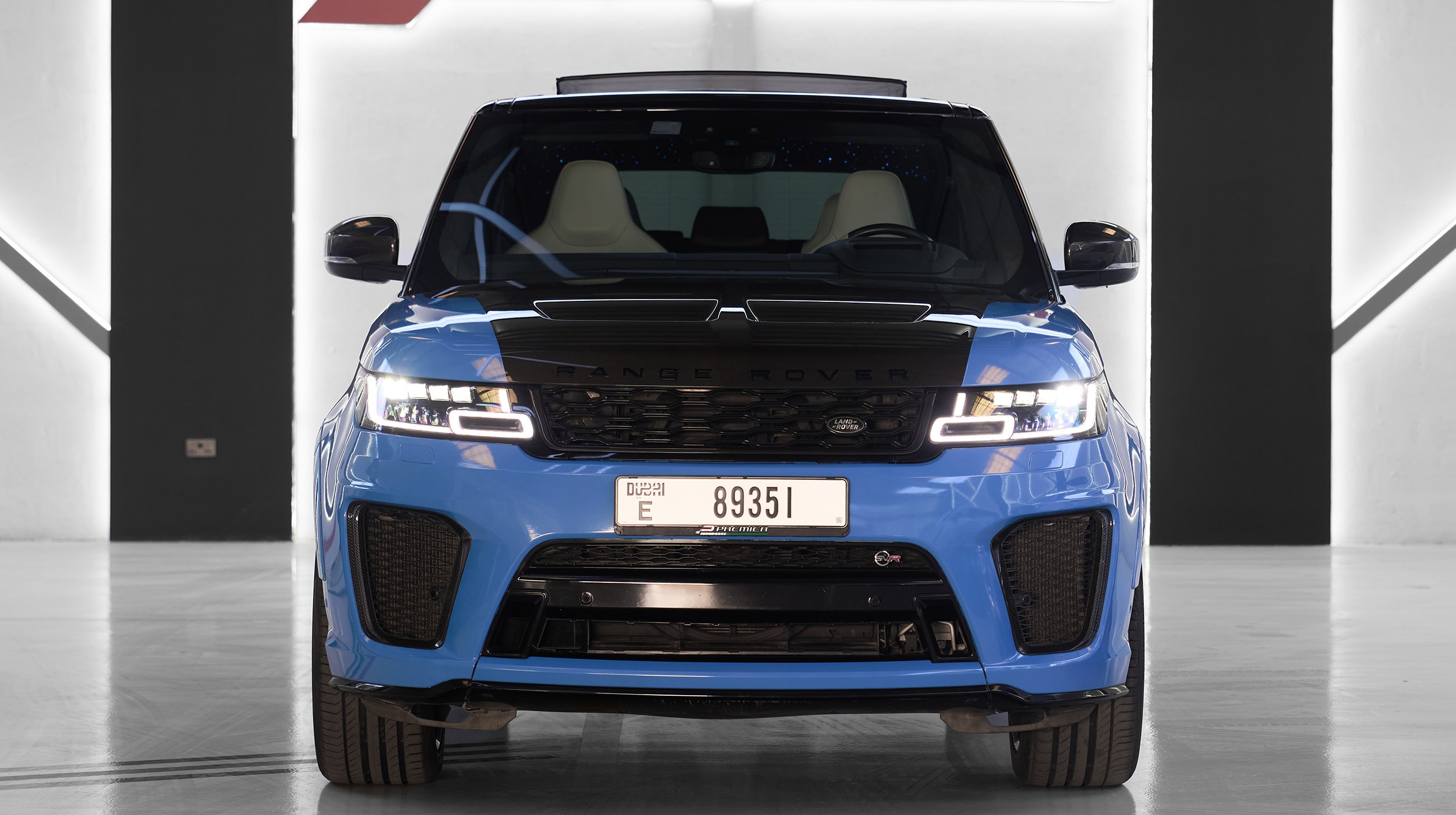 Range Rover SVR 2023 photo 2