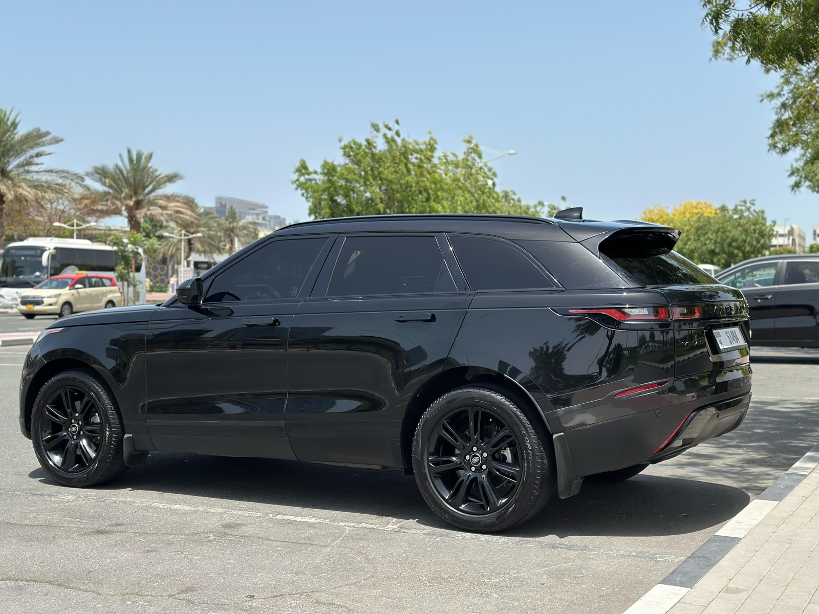 Range Rover Velar 2022 photo 6