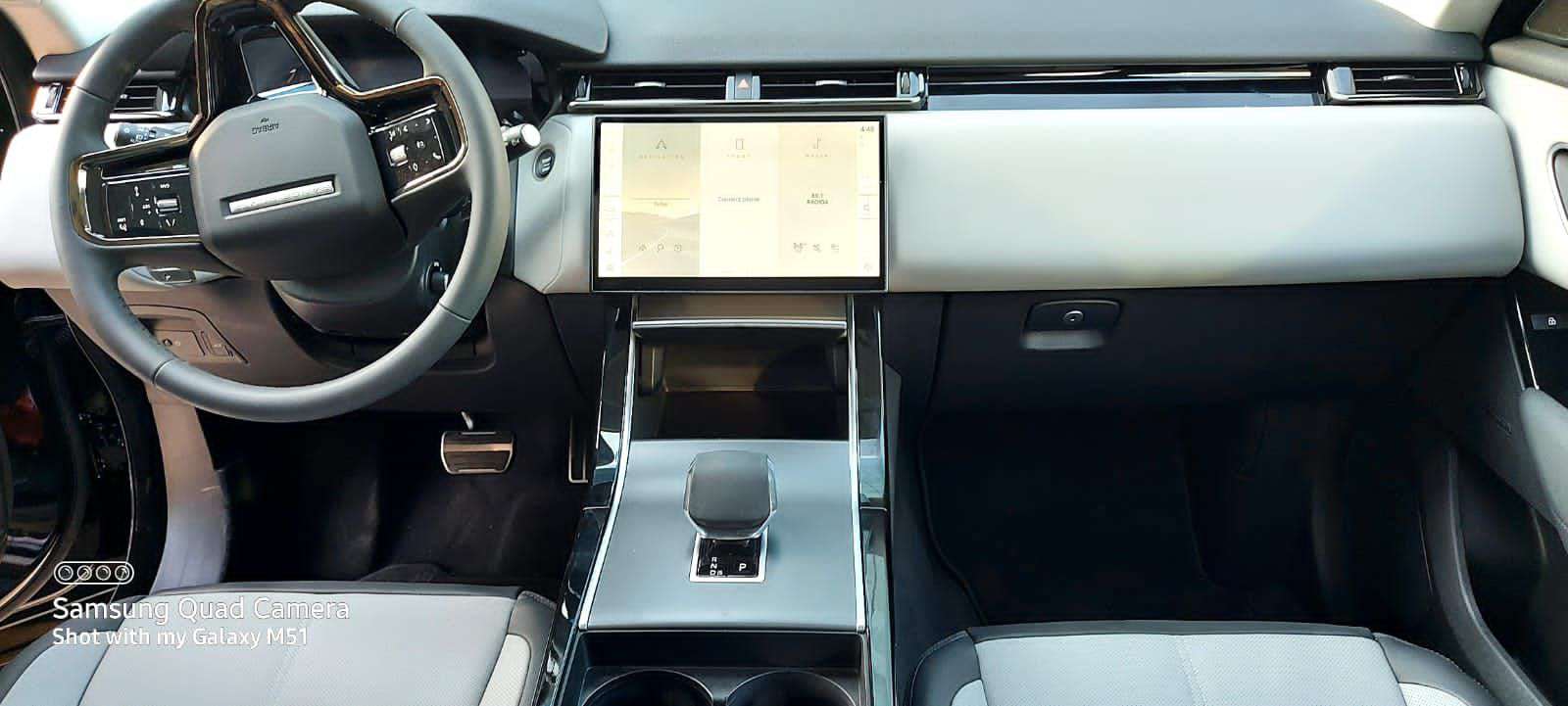Range Rover Velar 2025 photo 5