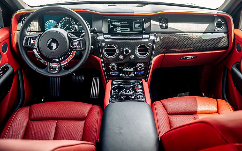 Rolls-Royce Cullinan 2024 photo 6