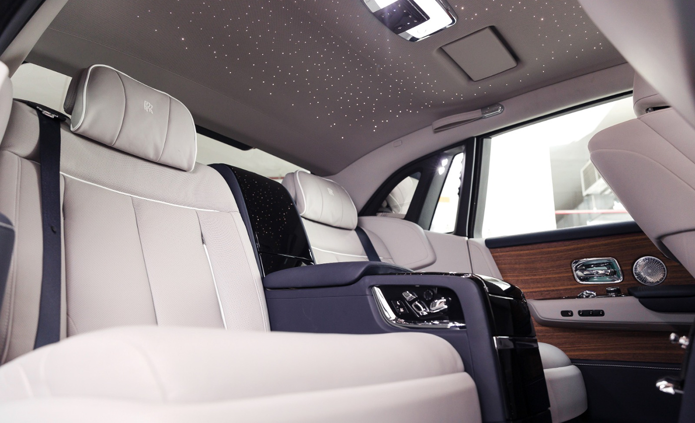 Rolls-Royce Phantom 2023 photo 5