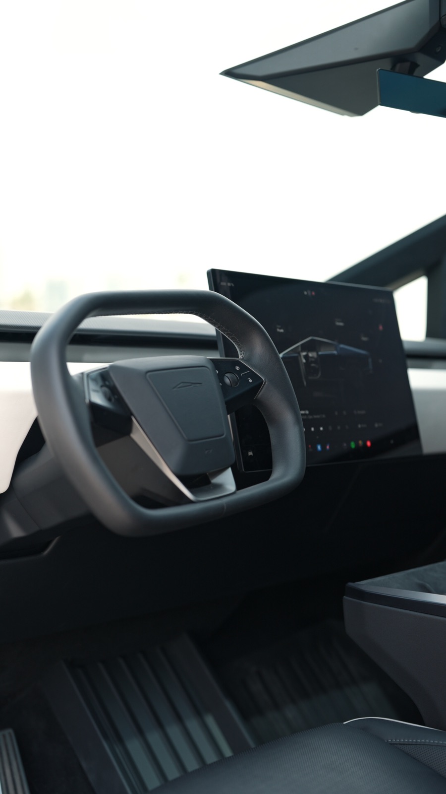 Tesla Cybertruck 2024 photo 5